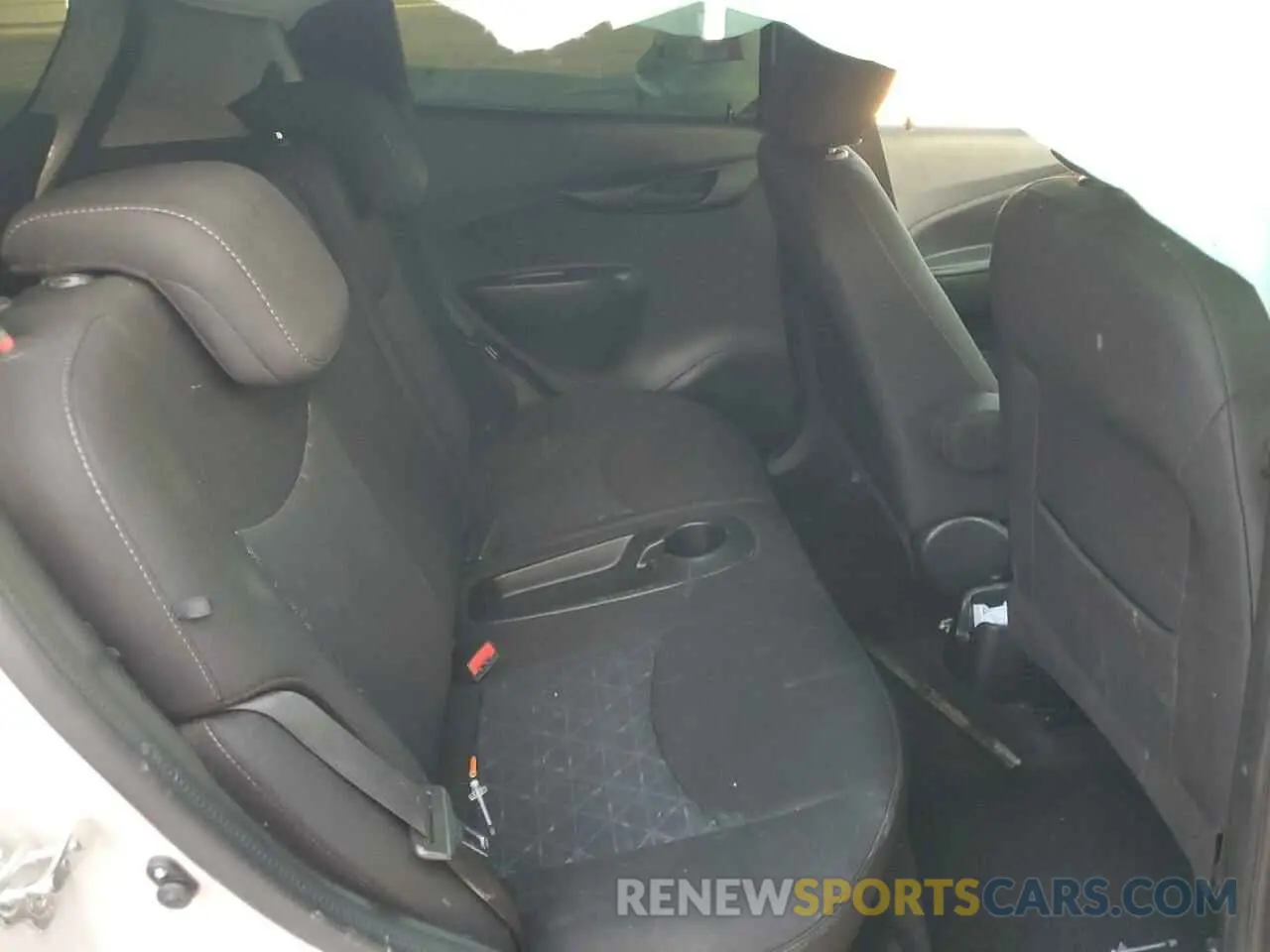 10 fotografías del automóvil dañado KL8CD6SAXMC750318 CHEVROLET SPARK 2021