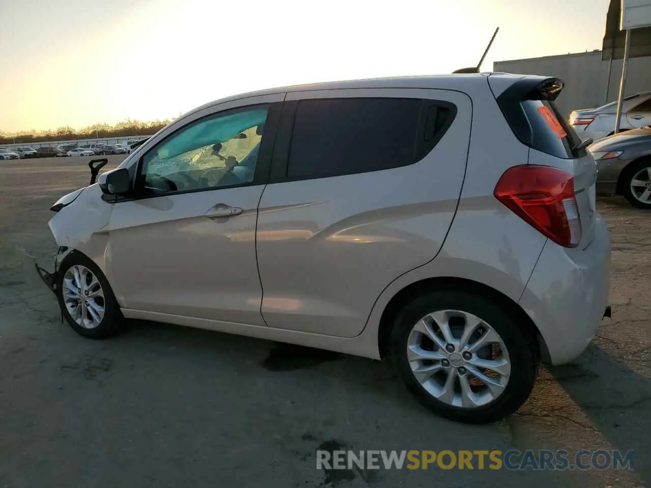 2 fotografías del automóvil dañado KL8CD6SAXMC750318 CHEVROLET SPARK 2021