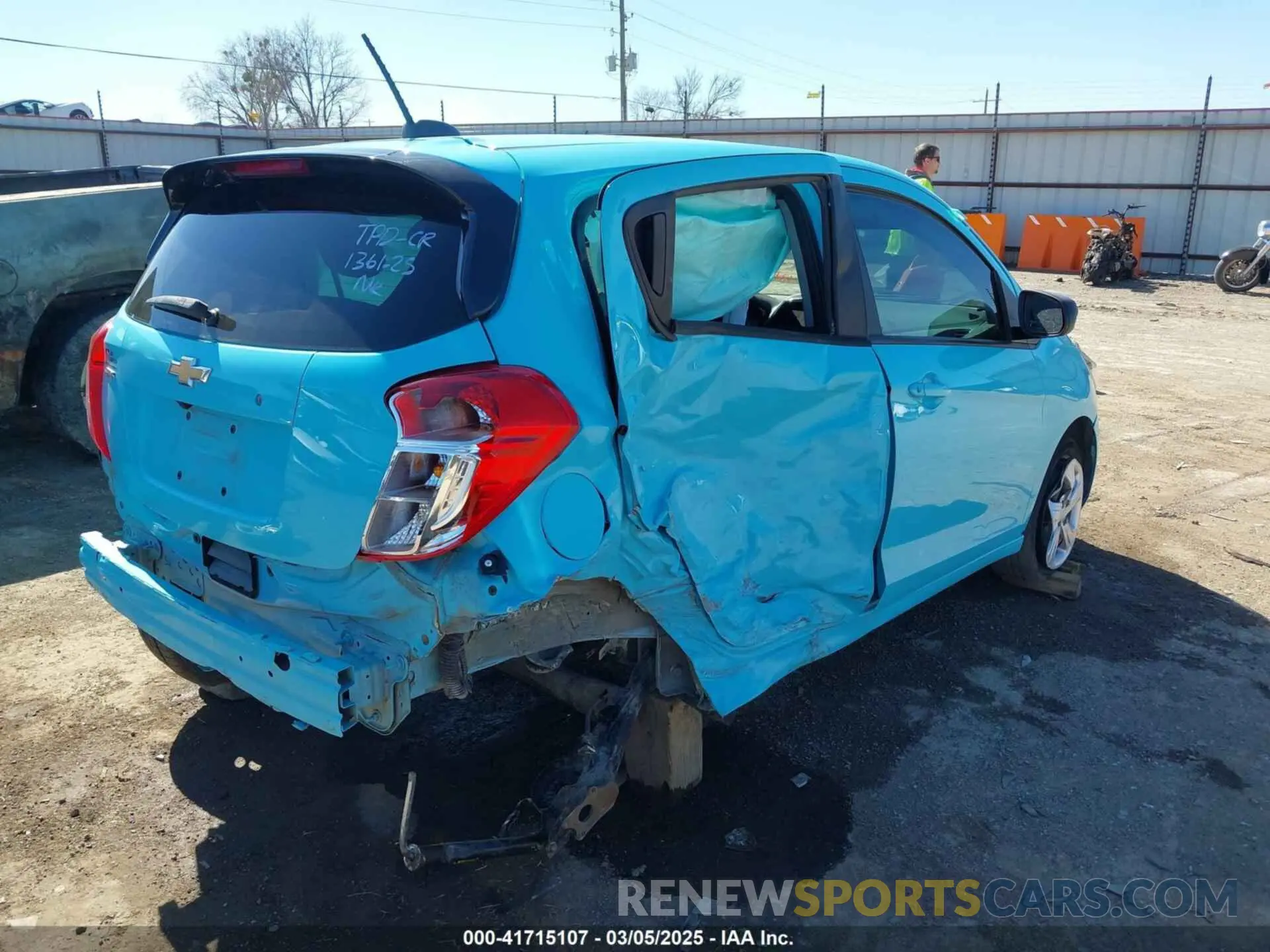 4 fotografías del automóvil dañado KL8CB6SA0NC026676 CHEVROLET SPARK 2022