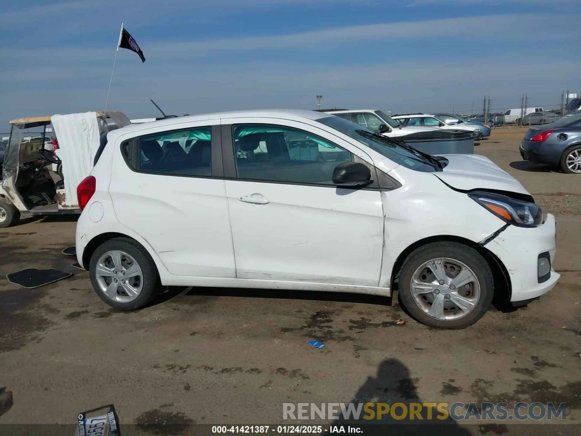 12 fotografías del automóvil dañado KL8CB6SA3NC036523 CHEVROLET SPARK 2022