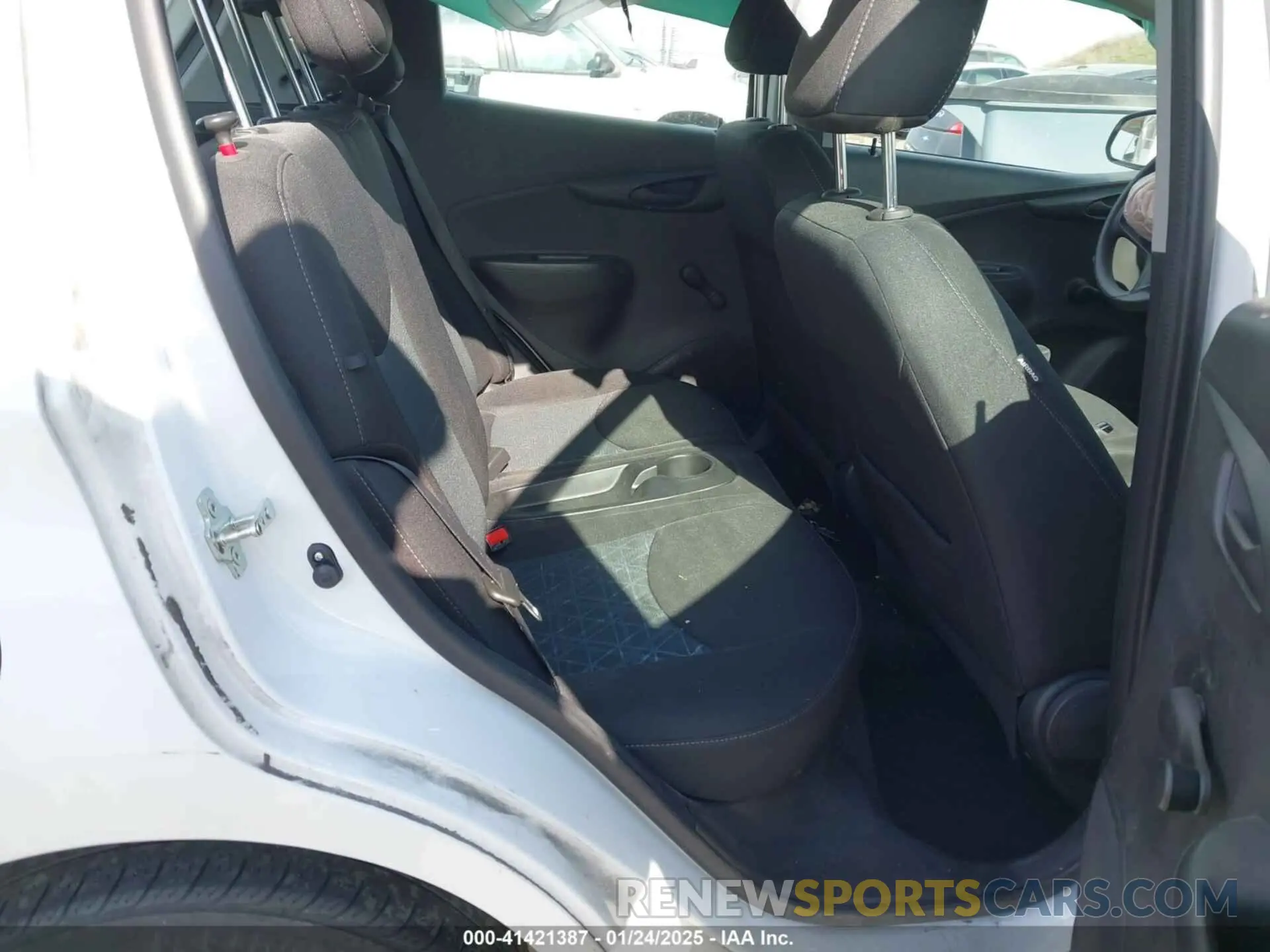 8 fotografías del automóvil dañado KL8CB6SA3NC036523 CHEVROLET SPARK 2022