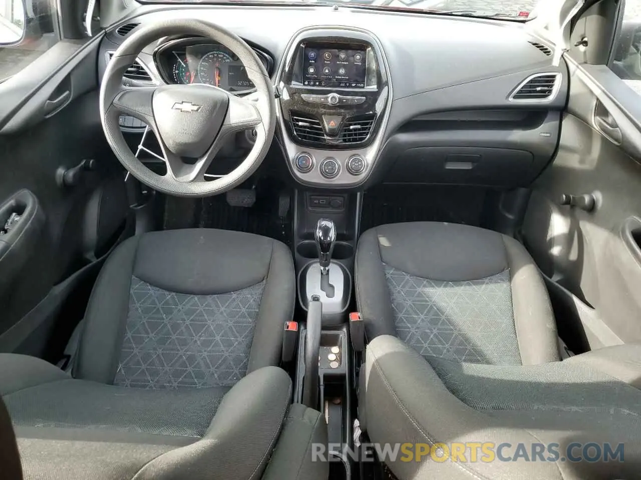 8 fotografías del automóvil dañado KL8CB6SA8NC005218 CHEVROLET SPARK 2022
