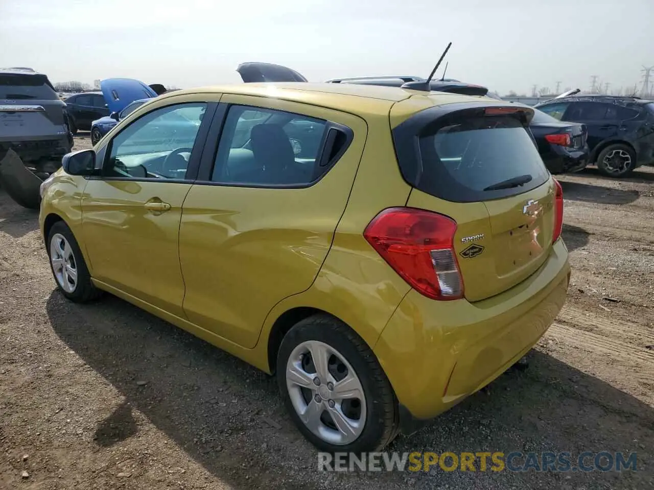 2 fotografías del automóvil dañado KL8CB6SA9NC027776 CHEVROLET SPARK 2022