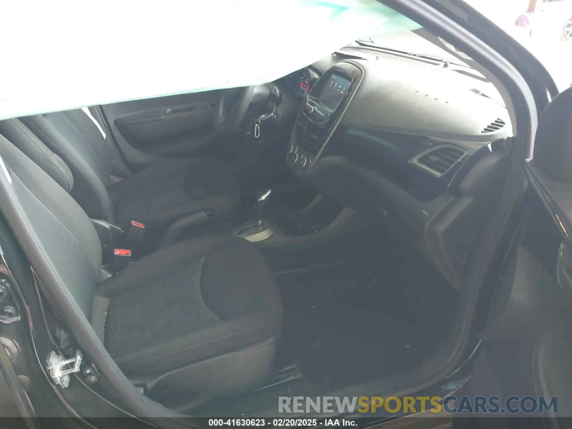 5 fotografías del automóvil dañado KL8CD6SA3NC026794 CHEVROLET SPARK 2022