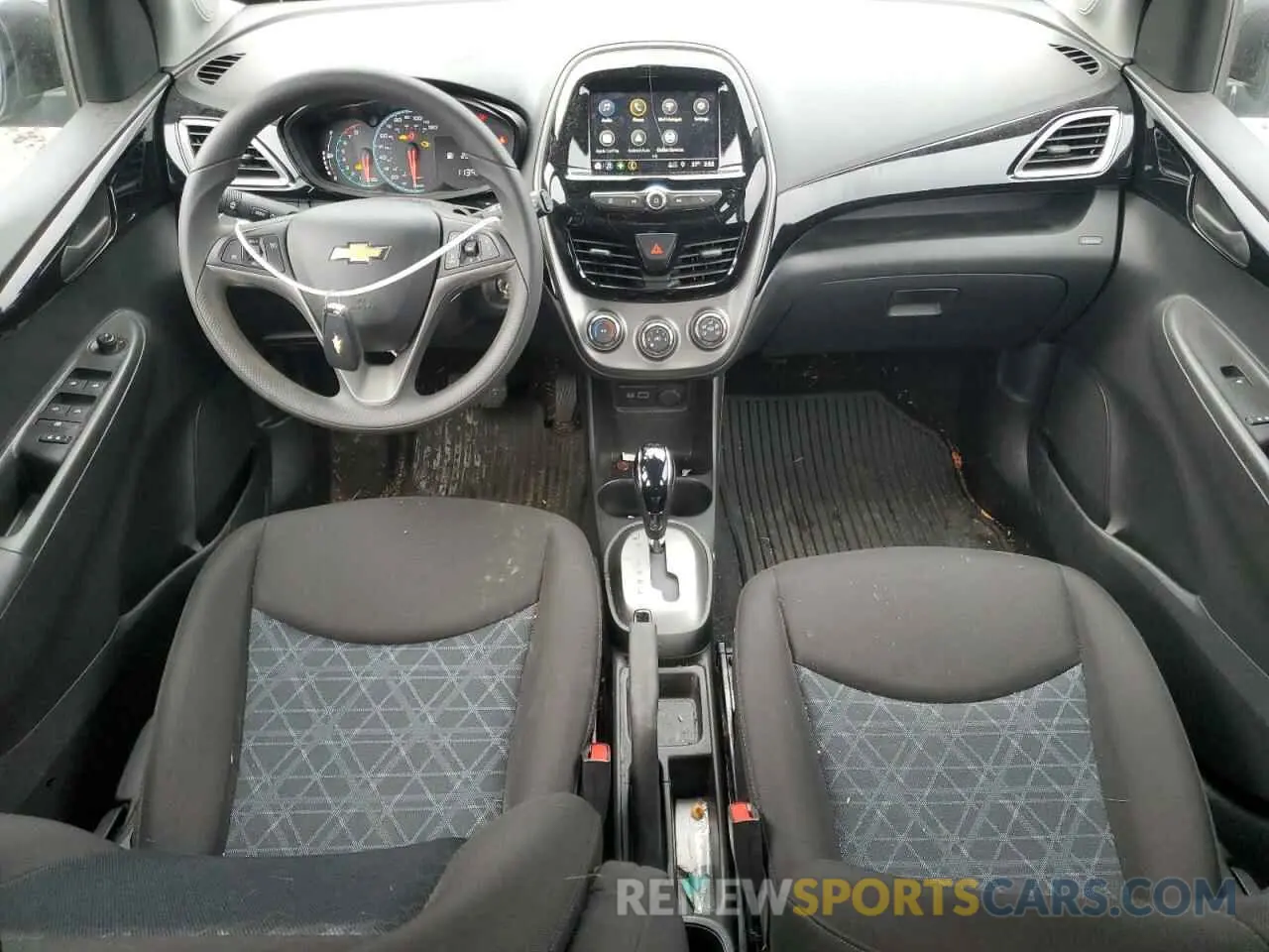8 fotografías del automóvil dañado KL8CD6SA6NC027695 CHEVROLET SPARK 2022