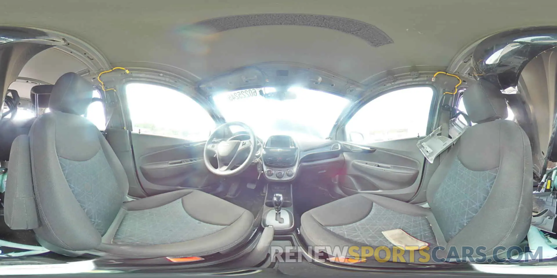 14 fotografías del automóvil dañado KL8CD6SA7NC022327 CHEVROLET SPARK 2022