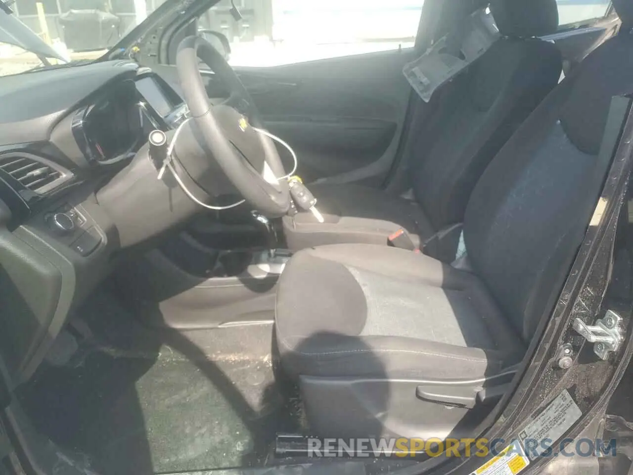 7 fotografías del automóvil dañado KL8CD6SA7NC022327 CHEVROLET SPARK 2022