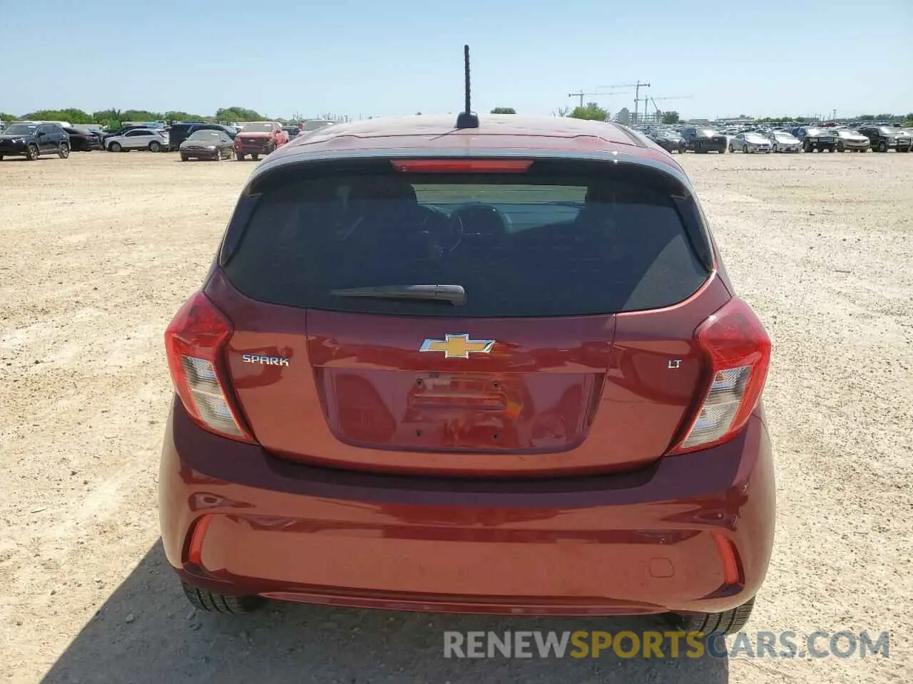 6 fotografías del automóvil dañado KL8CD6SA7NC033747 CHEVROLET SPARK 2022