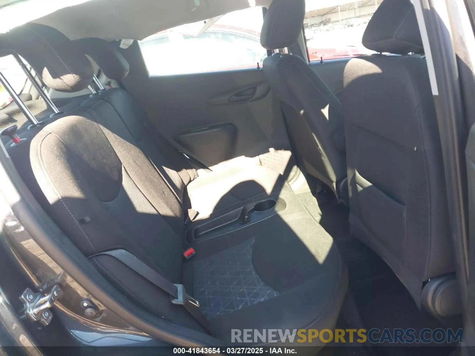 8 fotografías del automóvil dañado KL8CD6SA7NC035398 CHEVROLET SPARK 2022