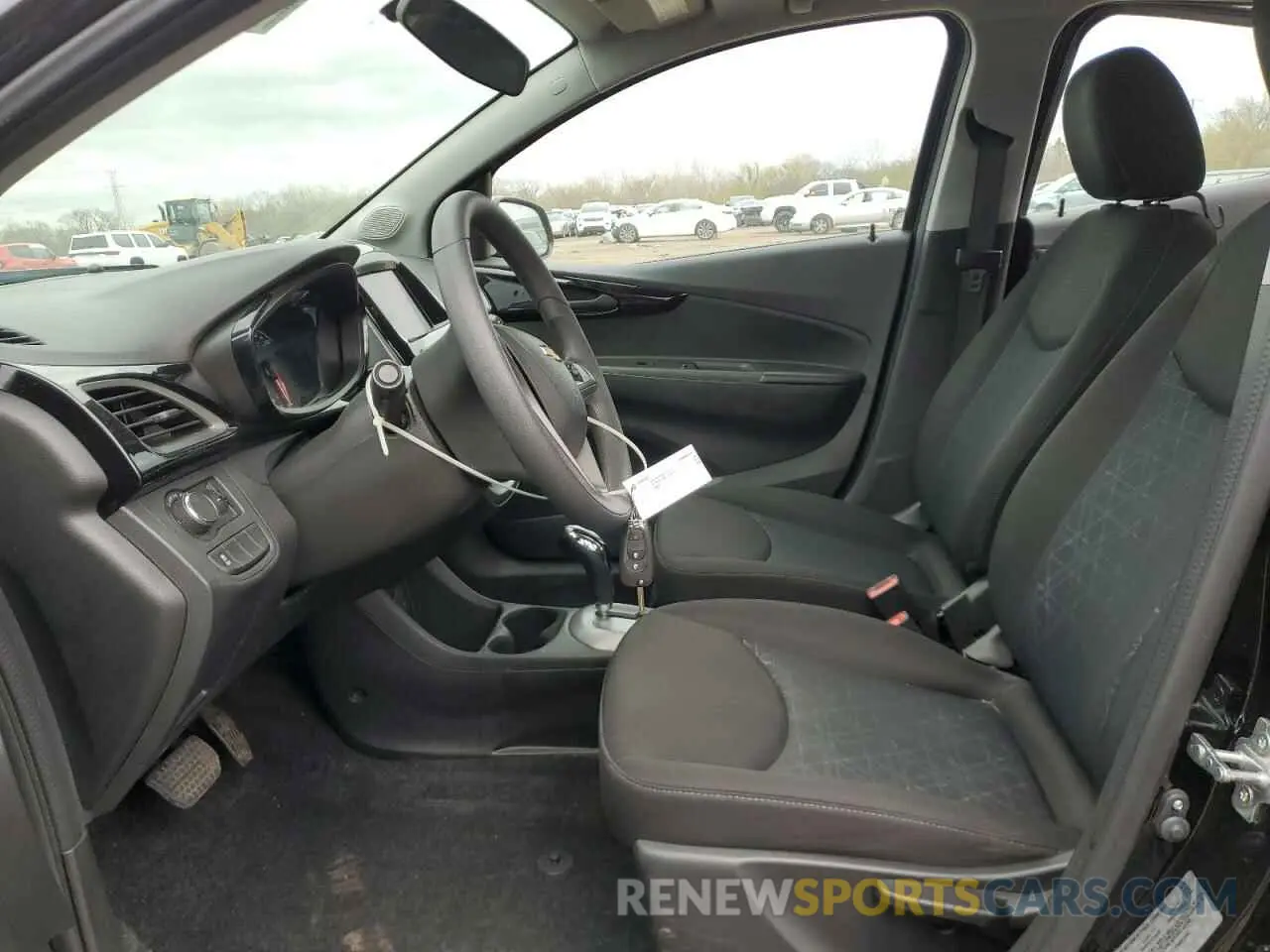 7 fotografías del automóvil dañado KL8CD6SA9NC039534 CHEVROLET SPARK 2022