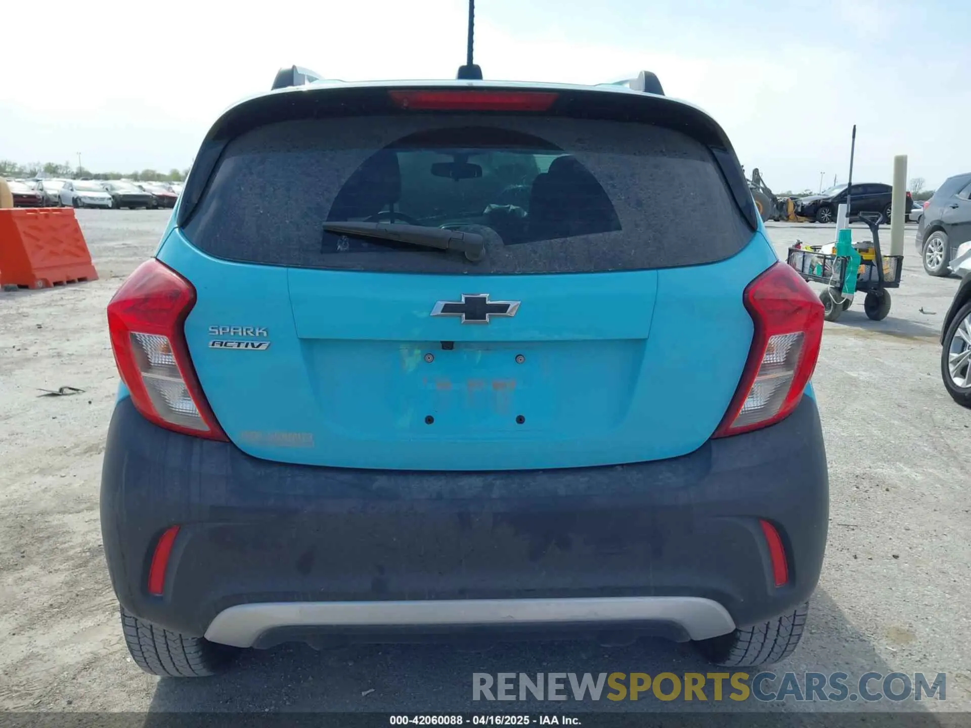 15 fotografías del automóvil dañado KL8CH6SA7NC027872 CHEVROLET SPARK 2022
