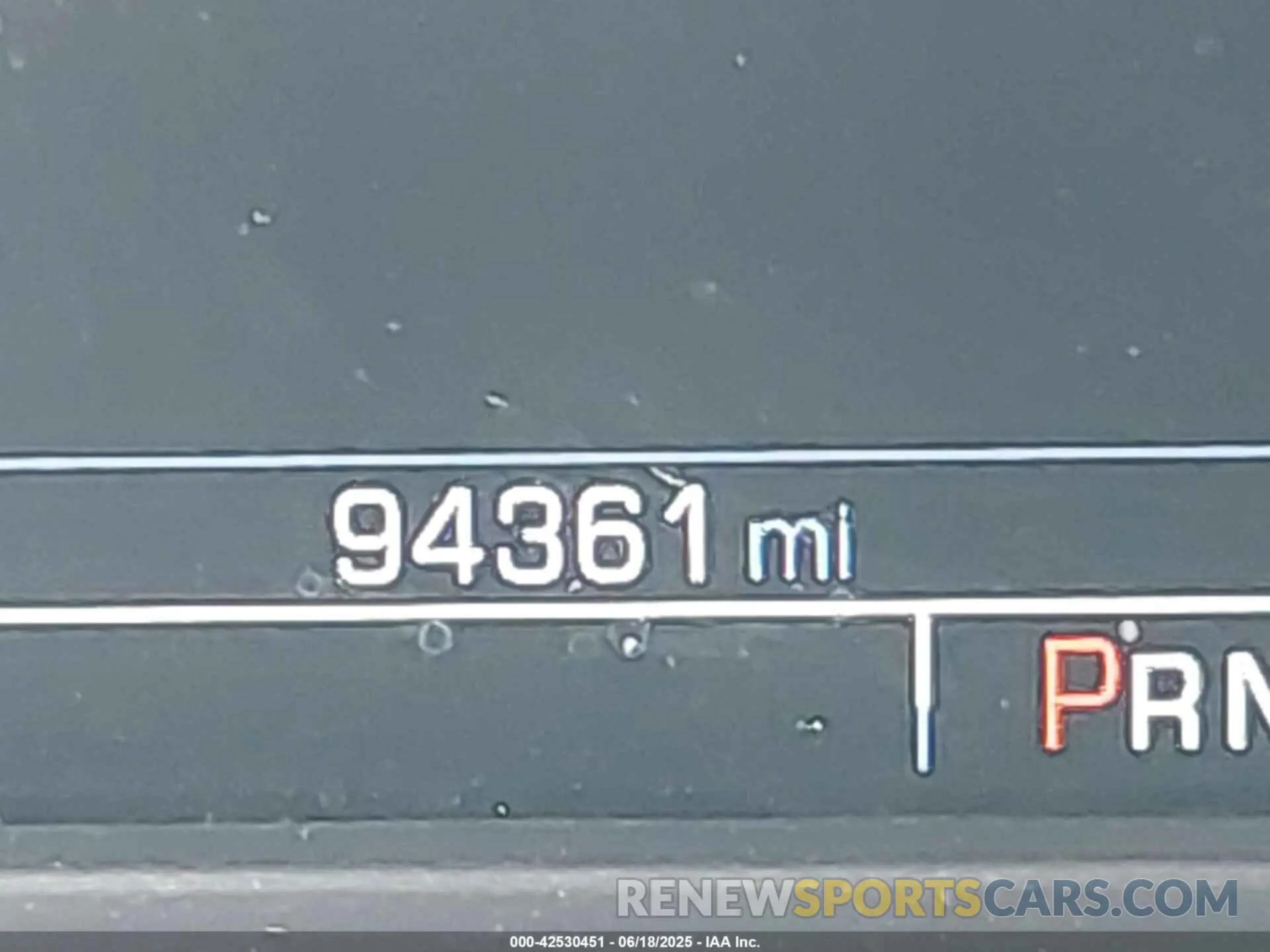 15 fotografías del automóvil dañado 1GNSCHKC0KR380047 CHEVROLET SUBURBAN 2019