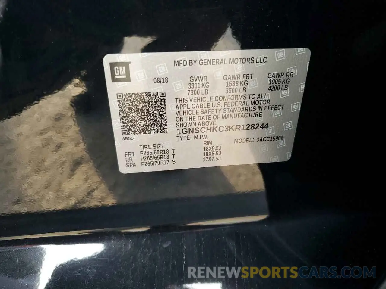 13 fotografías del automóvil dañado 1GNSCHKC3KR128244 CHEVROLET SUBURBAN 2019
