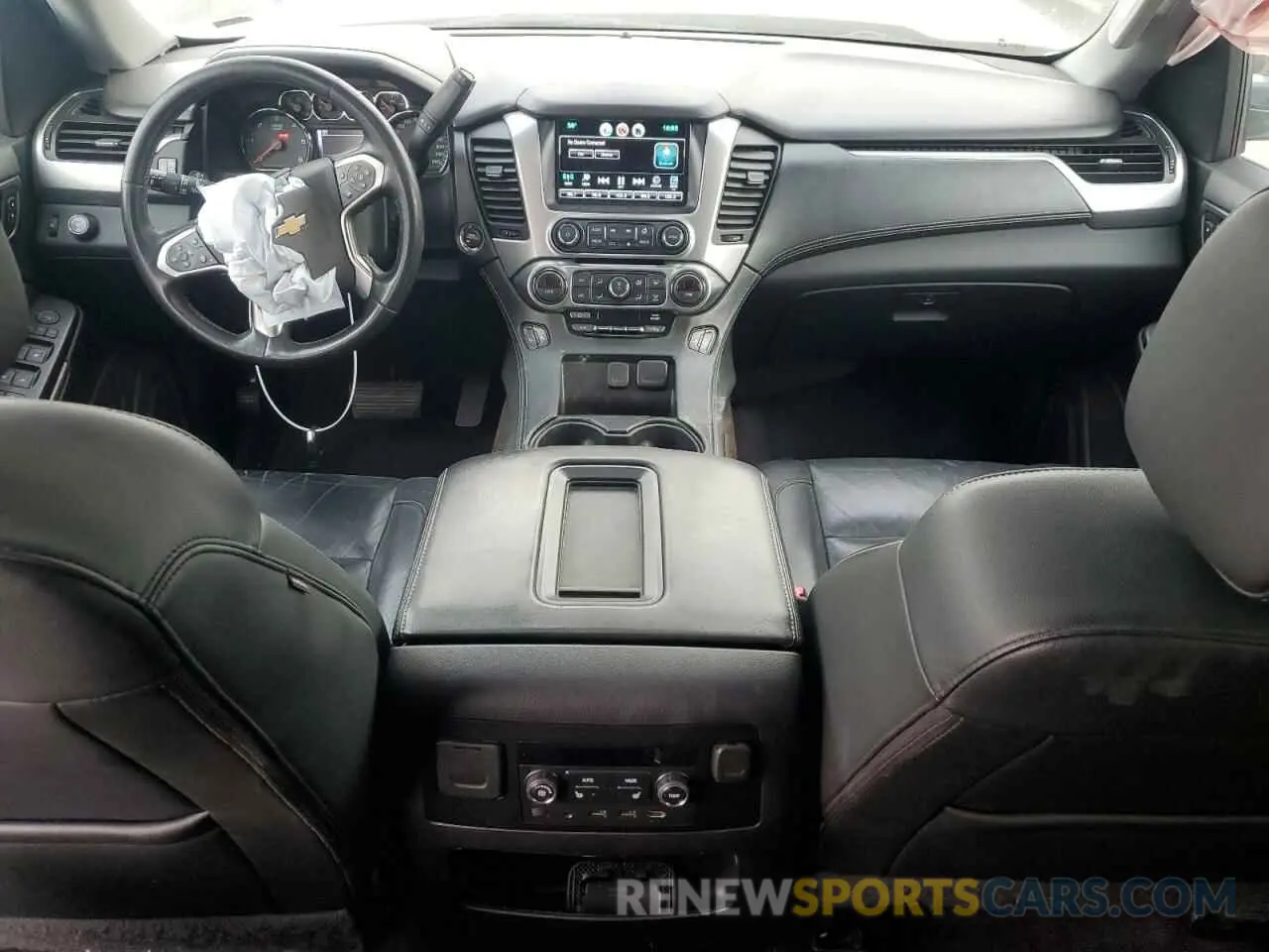 8 fotografías del automóvil dañado 1GNSCHKC8KR127431 CHEVROLET SUBURBAN 2019