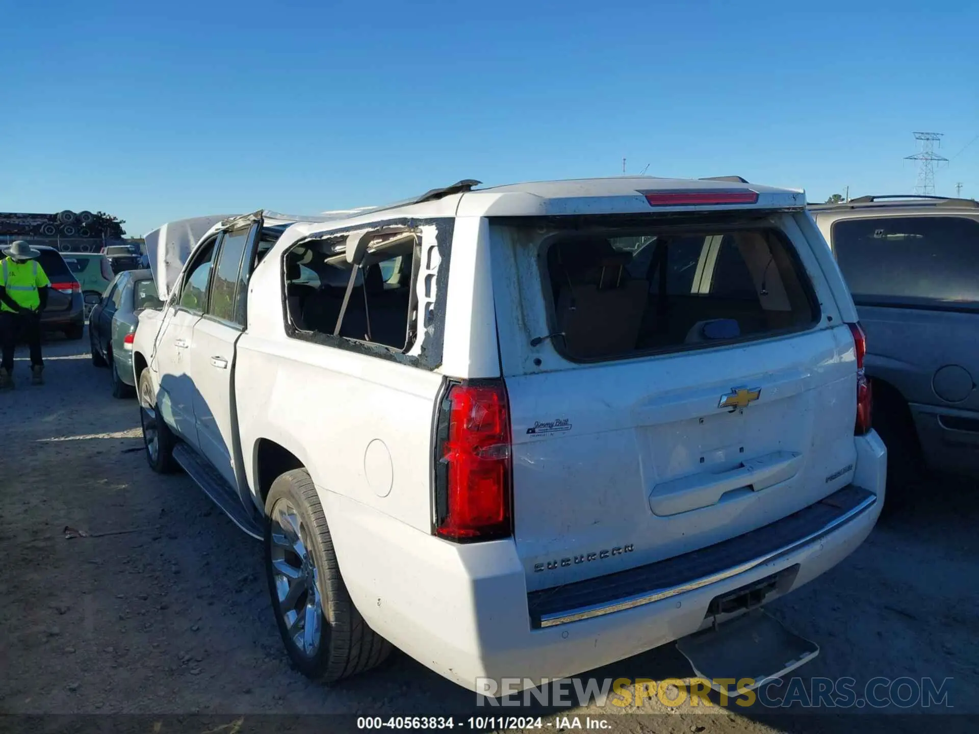 6 fotografías del automóvil dañado 1GNSCJKC0KR293658 CHEVROLET SUBURBAN 2019