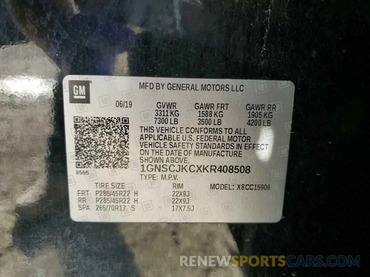 15 fotografías del automóvil dañado 1GNSCJKCXKR408508 CHEVROLET SUBURBAN 2019