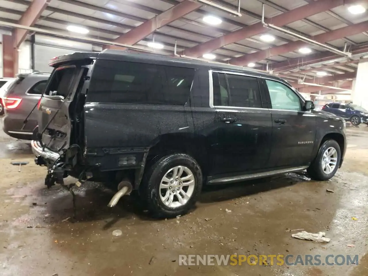 3 fotografías del automóvil dañado 1GNSKGKC3KR237395 CHEVROLET SUBURBAN 2019