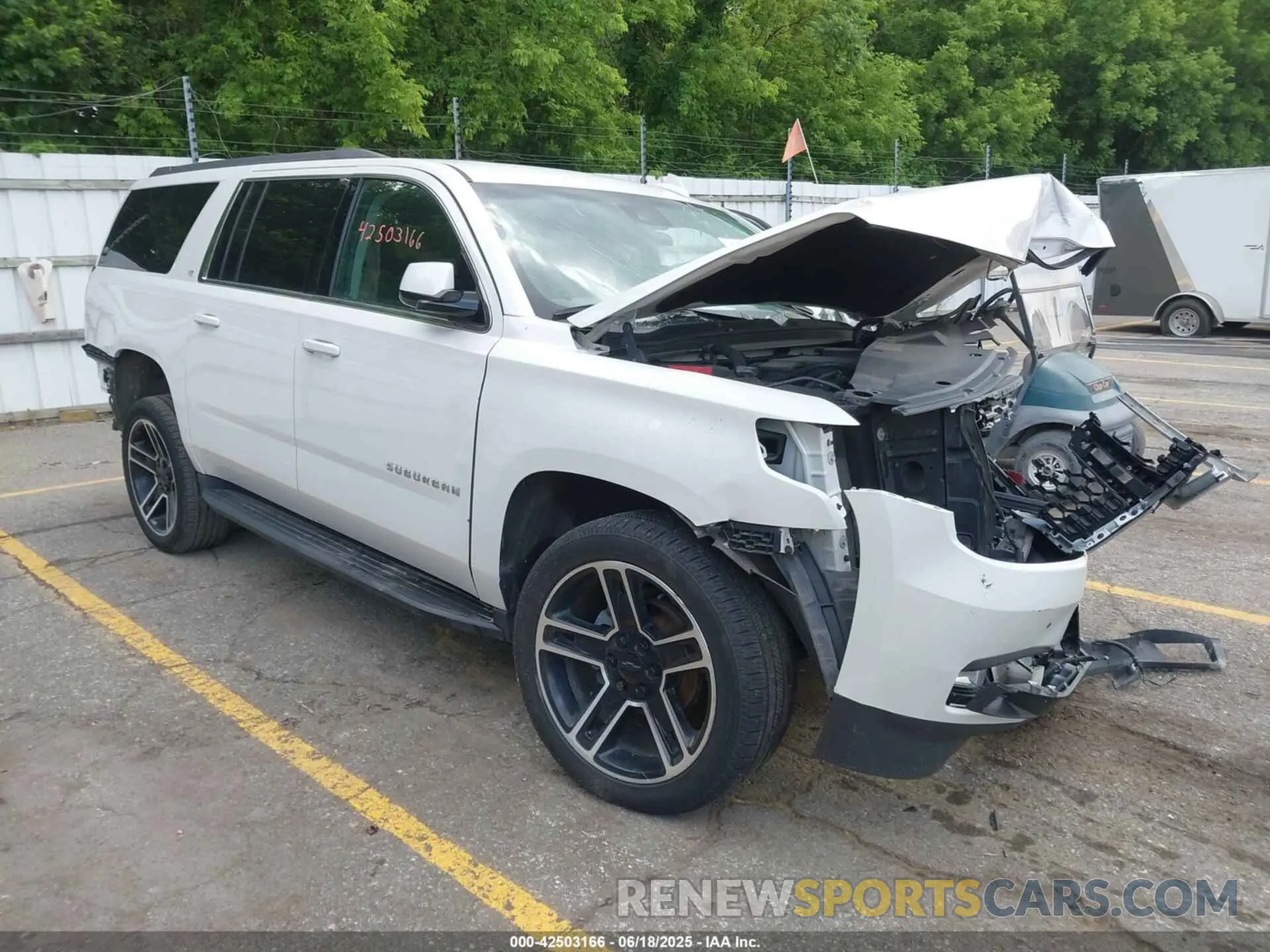1 fotografías del automóvil dañado 1GNSKHKC0KR261336 CHEVROLET SUBURBAN 2019