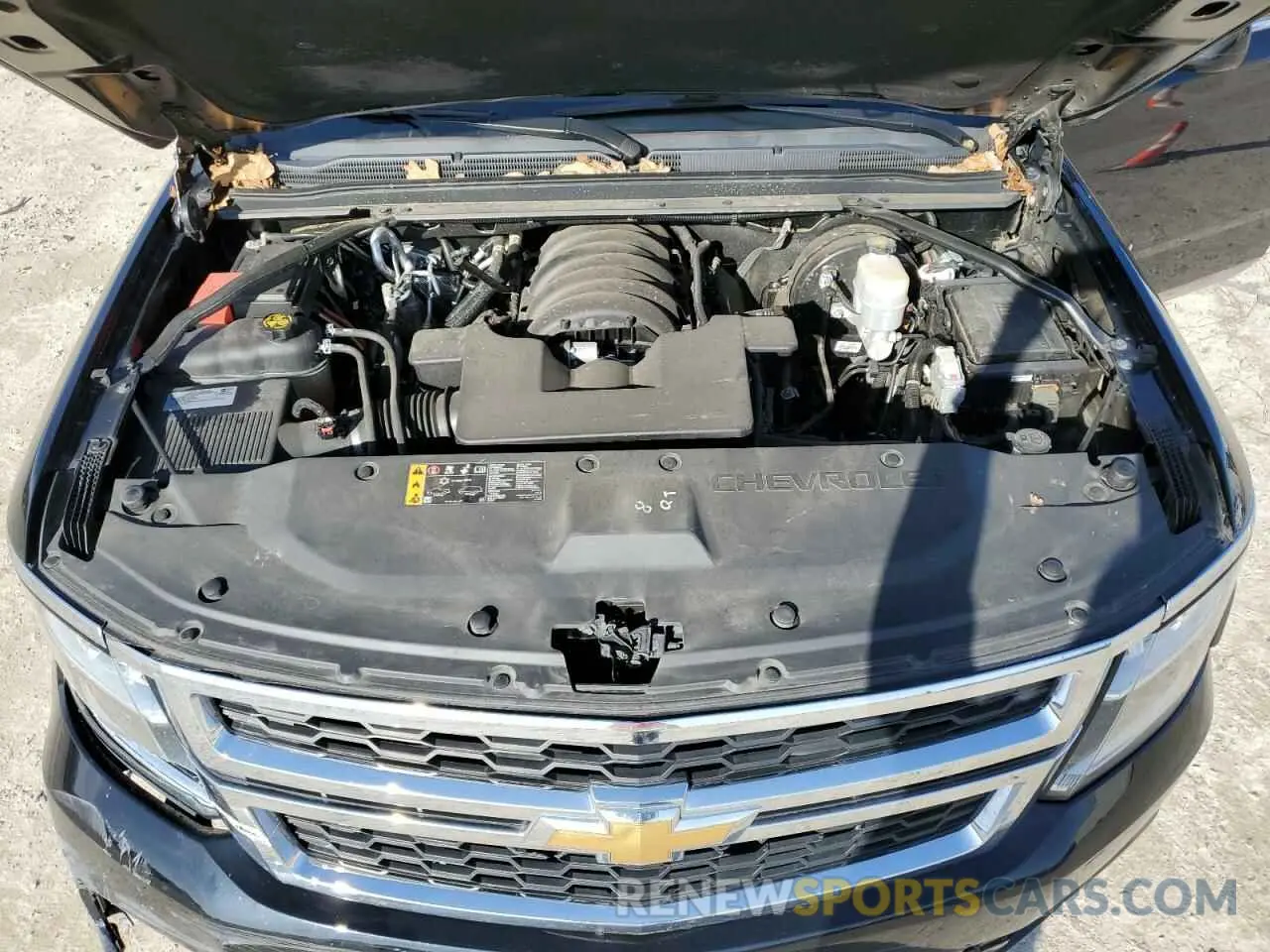 12 fotografías del automóvil dañado 1GNSKHKC1KR188011 CHEVROLET SUBURBAN 2019