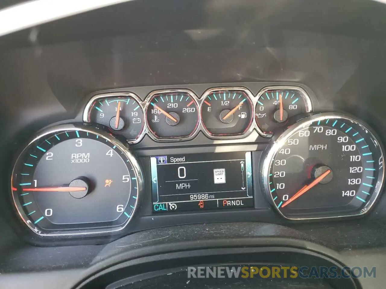 9 fotografías del automóvil dañado 1GNSKHKC1KR188011 CHEVROLET SUBURBAN 2019