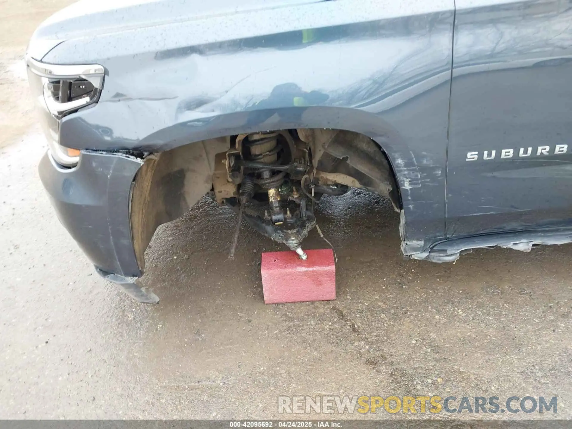 22 fotografías del automóvil dañado 1GNSKHKC1KR241449 CHEVROLET SUBURBAN 2019