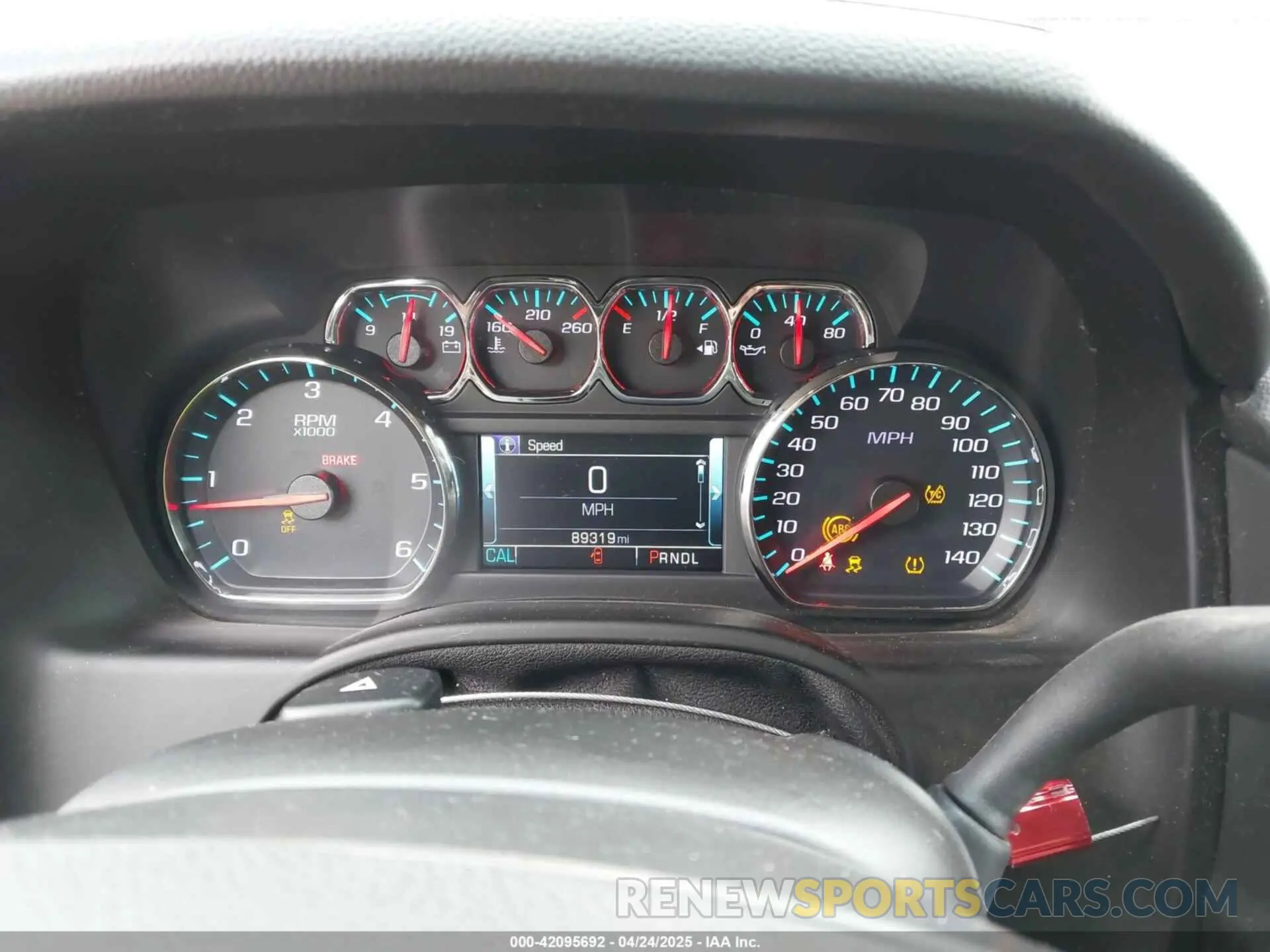 7 fotografías del automóvil dañado 1GNSKHKC1KR241449 CHEVROLET SUBURBAN 2019
