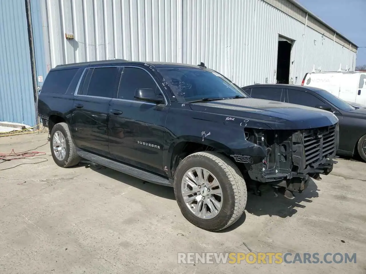 4 fotografías del automóvil dañado 1GNSKHKC2KR106707 CHEVROLET SUBURBAN 2019