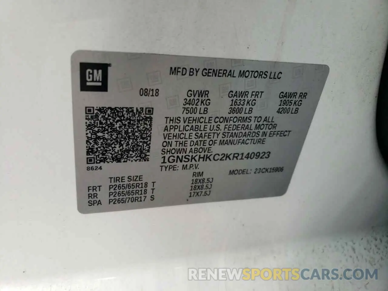 14 fotografías del automóvil dañado 1GNSKHKC2KR140923 CHEVROLET SUBURBAN 2019