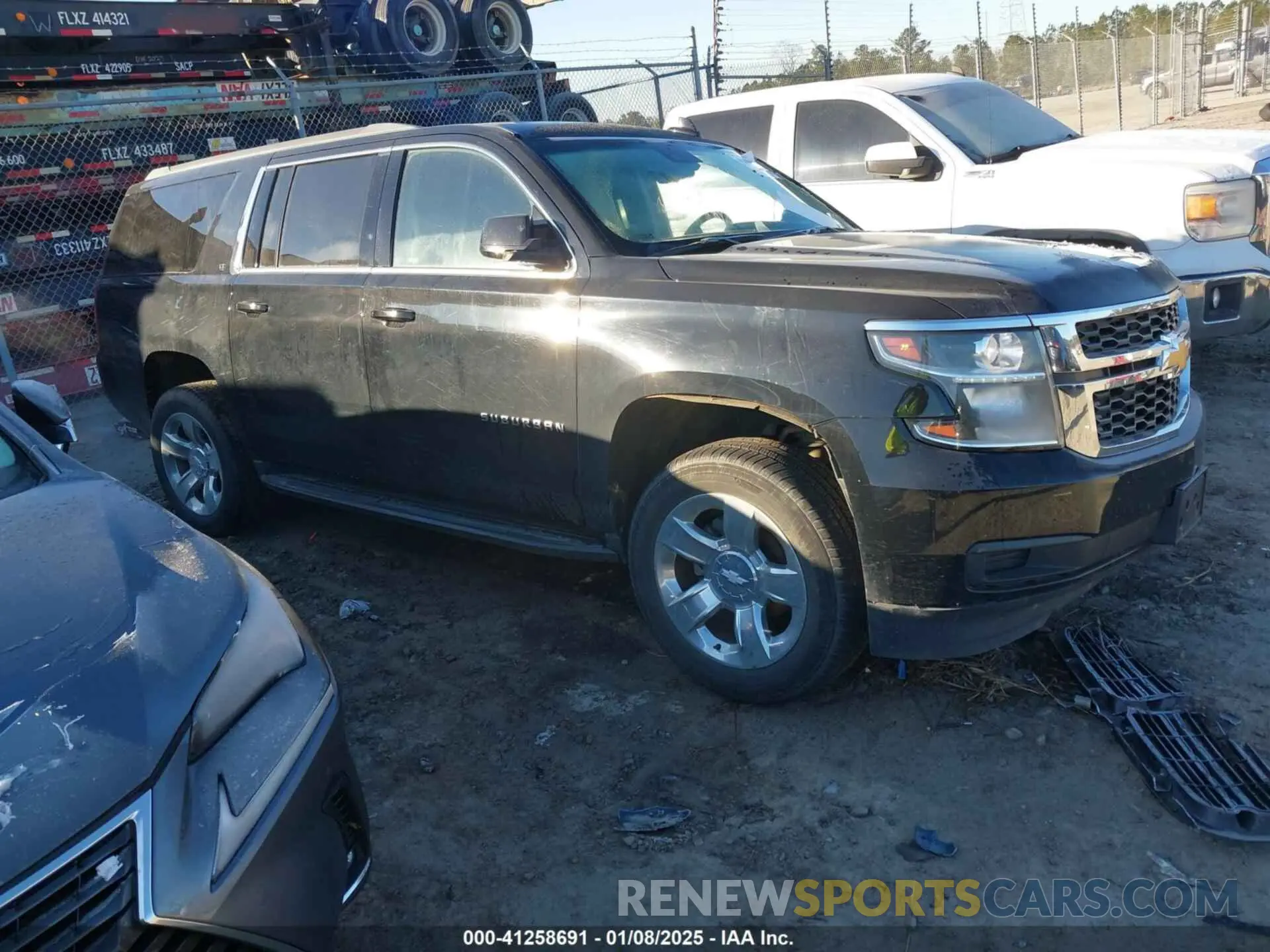 1 fotografías del automóvil dañado 1GNSKHKC7KR163906 CHEVROLET SUBURBAN 2019