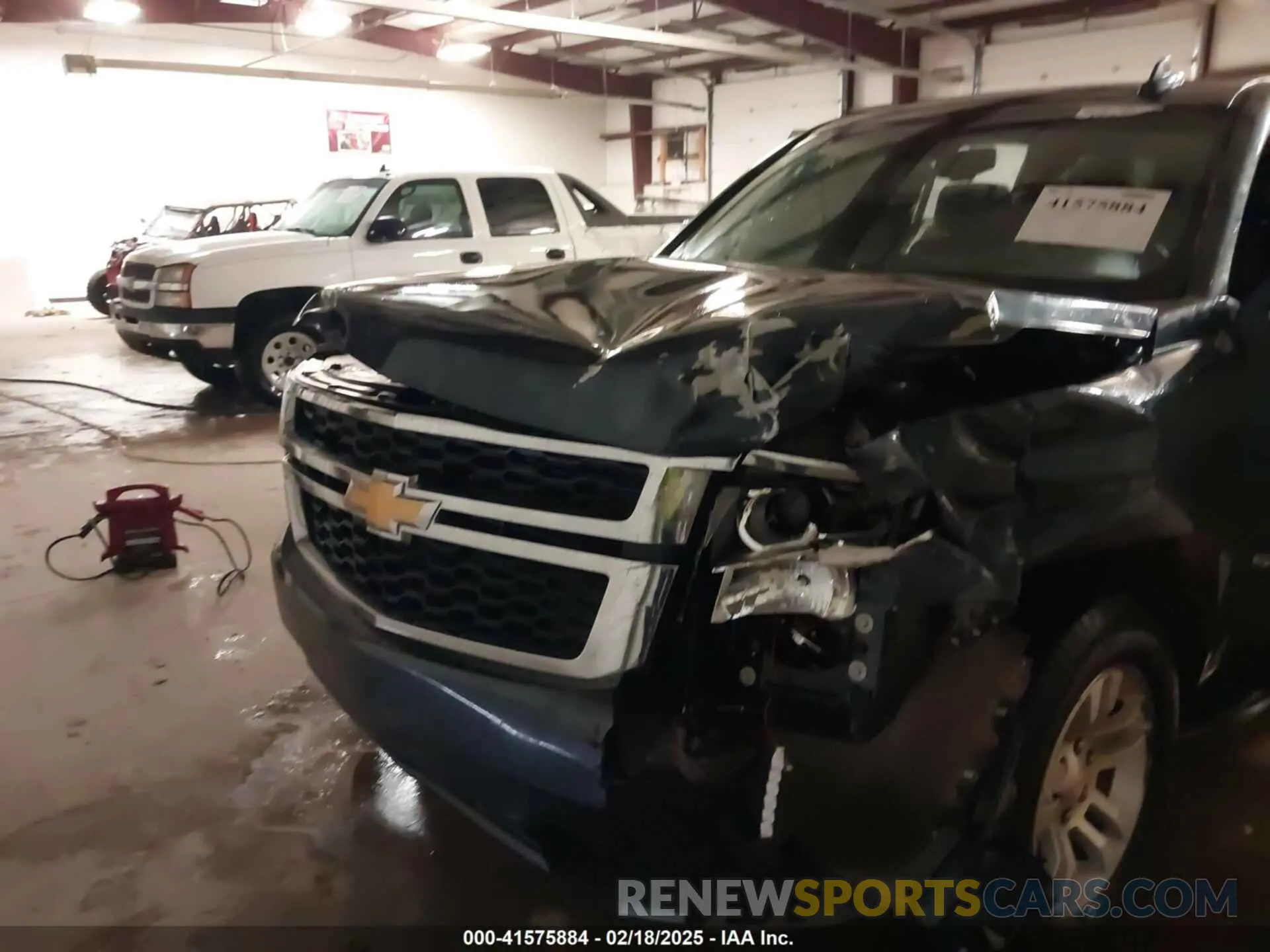 6 fotografías del automóvil dañado 1GNSKHKC7KR166918 CHEVROLET SUBURBAN 2019