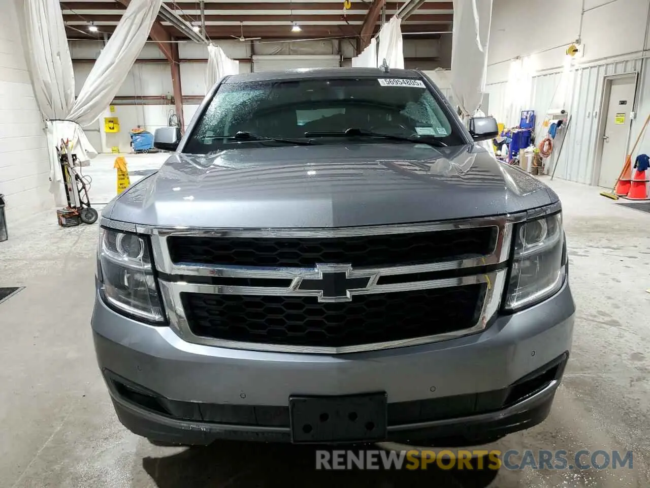 5 fotografías del automóvil dañado 1GNSKHKC7KR234280 CHEVROLET SUBURBAN 2019