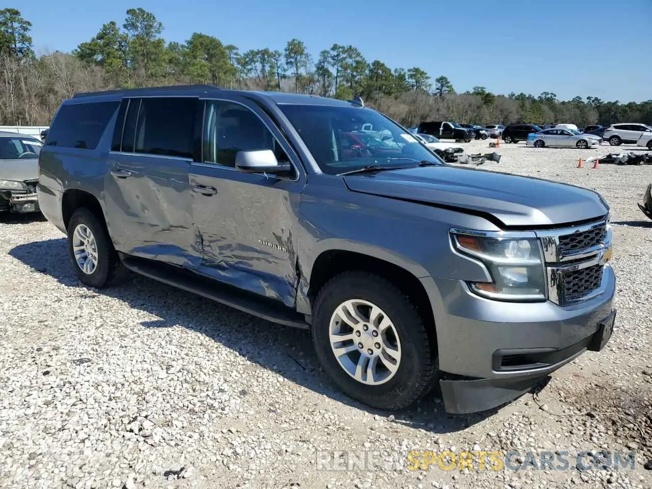 4 fotografías del automóvil dañado 1GNSKHKC7KR384860 CHEVROLET SUBURBAN 2019