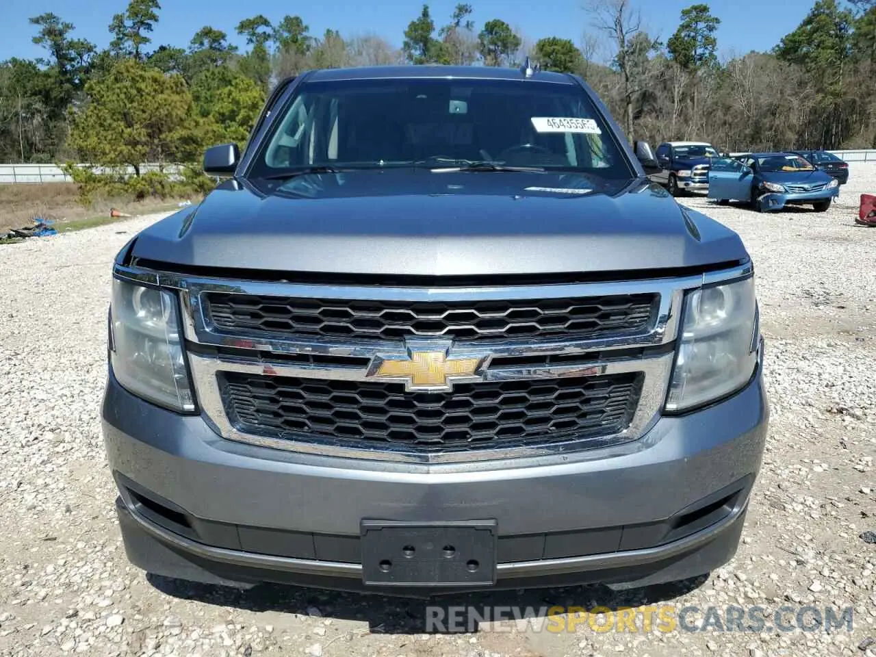 5 fotografías del automóvil dañado 1GNSKHKC7KR384860 CHEVROLET SUBURBAN 2019