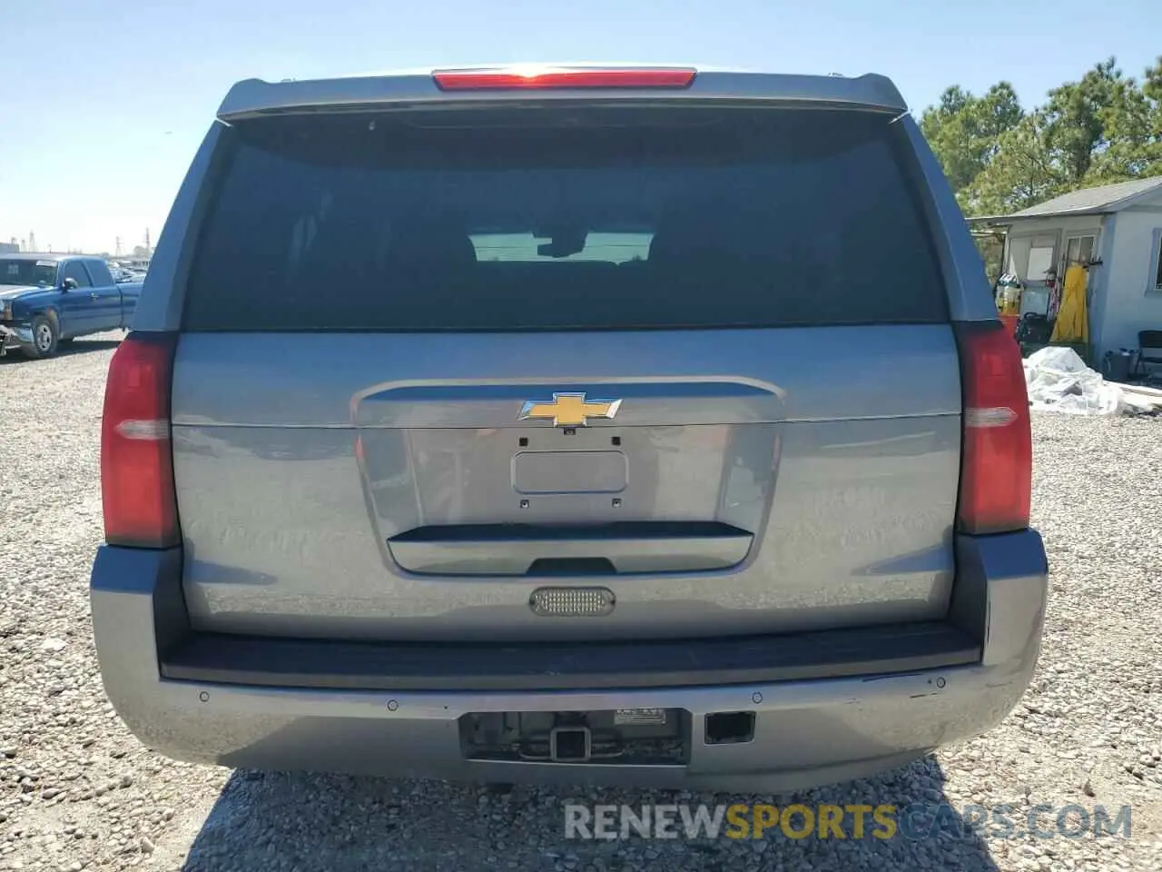6 fotografías del automóvil dañado 1GNSKHKC7KR384860 CHEVROLET SUBURBAN 2019