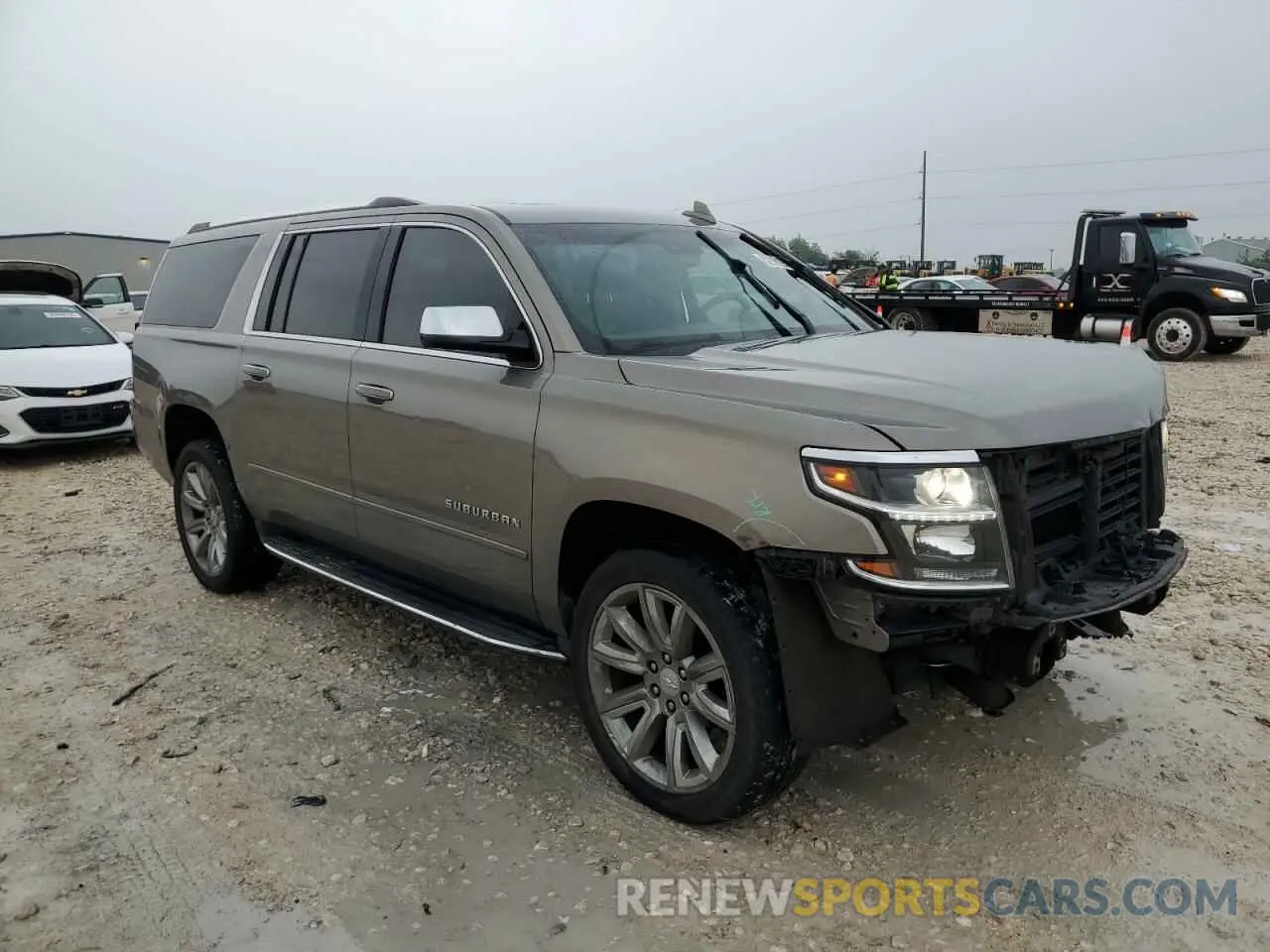 4 fotografías del automóvil dañado 1GNSKJKC7KR318154 CHEVROLET SUBURBAN 2019