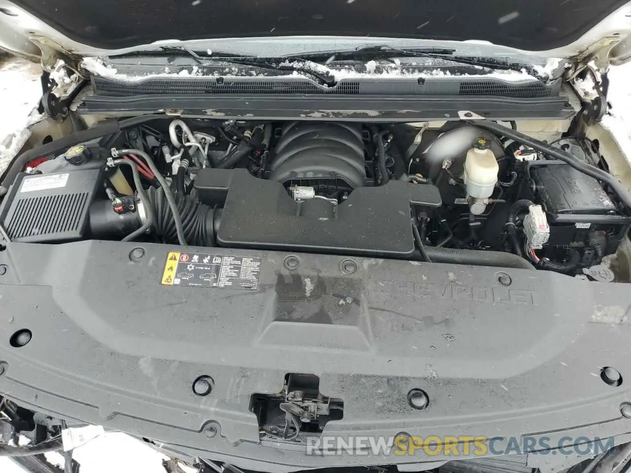 12 fotografías del automóvil dañado 1GNSKJKC8KR386432 CHEVROLET SUBURBAN 2019
