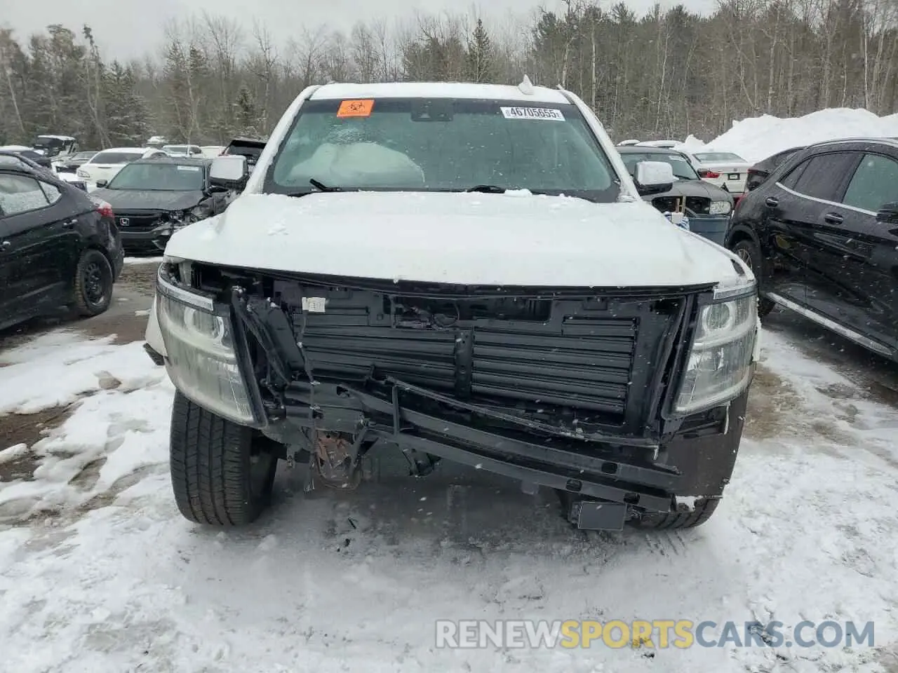 5 fotografías del automóvil dañado 1GNSKJKC8KR386432 CHEVROLET SUBURBAN 2019