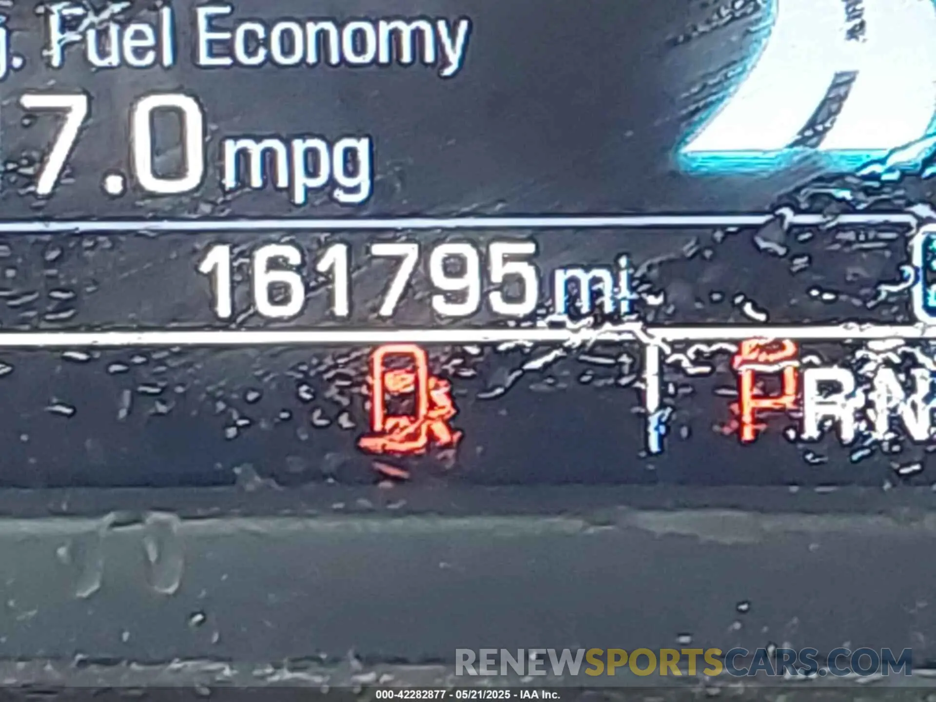 15 fotografías del automóvil dañado 1GNSKJKC9KR288722 CHEVROLET SUBURBAN 2019