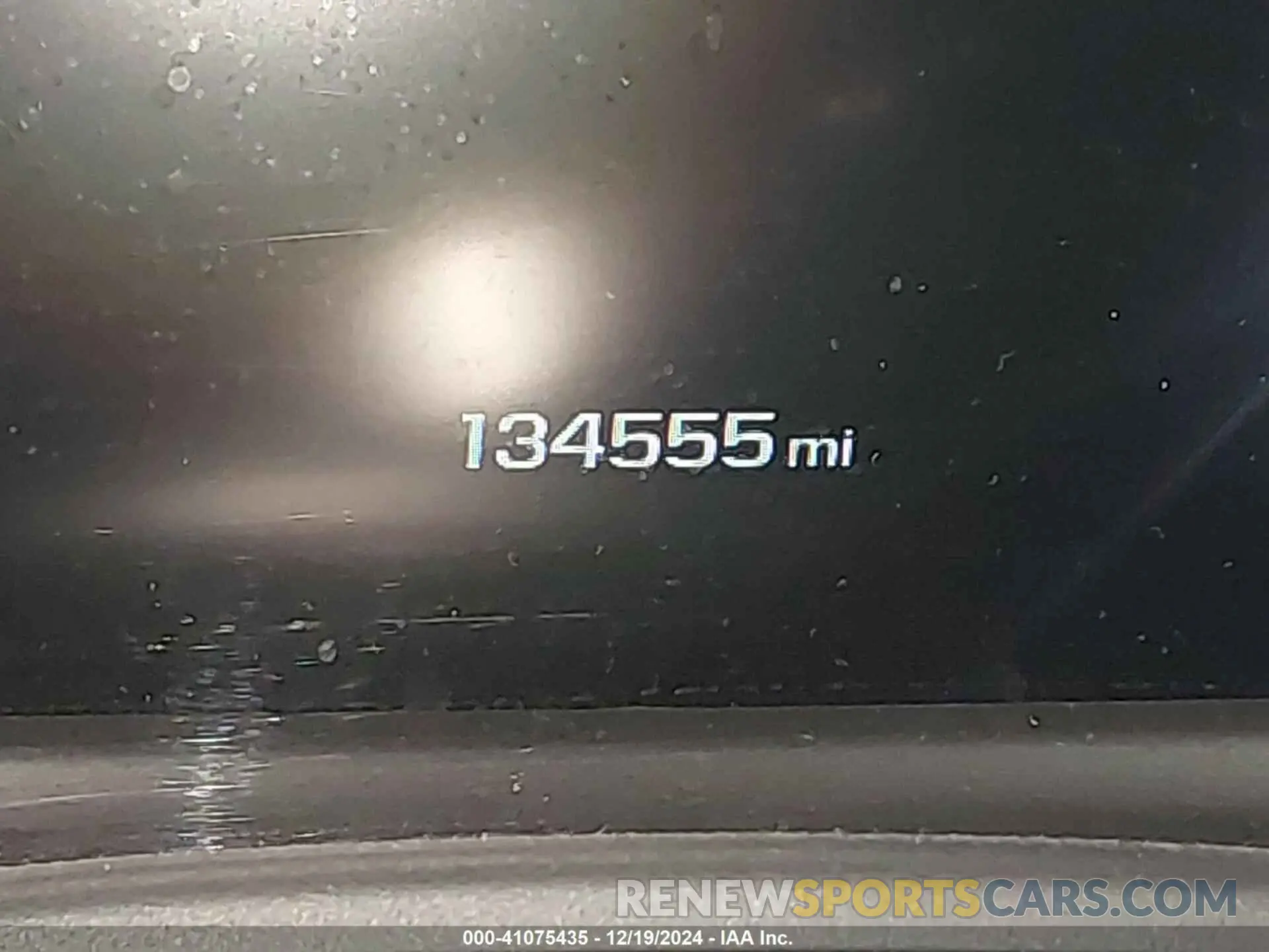 15 fotografías del automóvil dañado 1GNSKJKCXKR111502 CHEVROLET SUBURBAN 2019