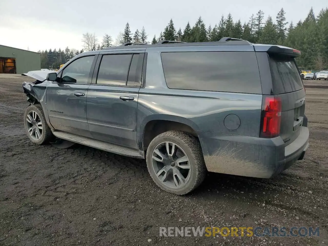2 fotografías del automóvil dañado 1GNSKJKJ0KR215401 CHEVROLET SUBURBAN 2019