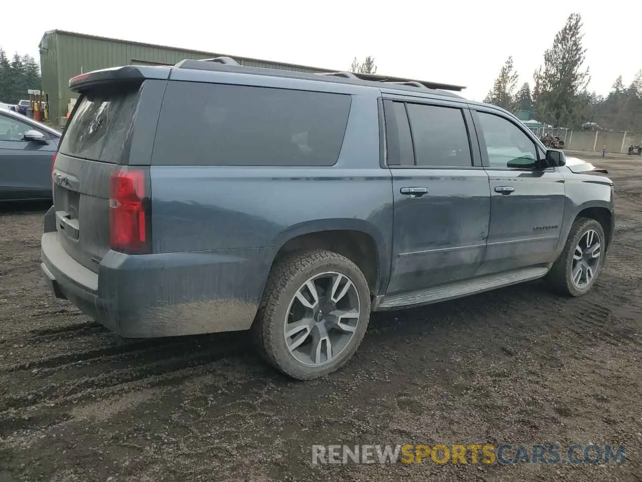 3 fotografías del automóvil dañado 1GNSKJKJ0KR215401 CHEVROLET SUBURBAN 2019