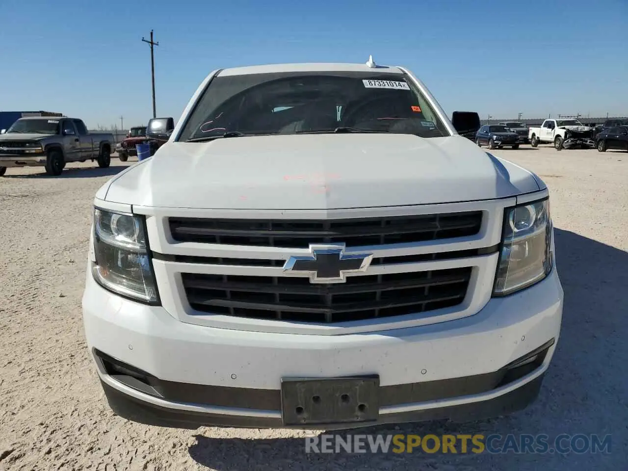 5 fotografías del automóvil dañado 1GNSKJKJ1KR166497 CHEVROLET SUBURBAN 2019