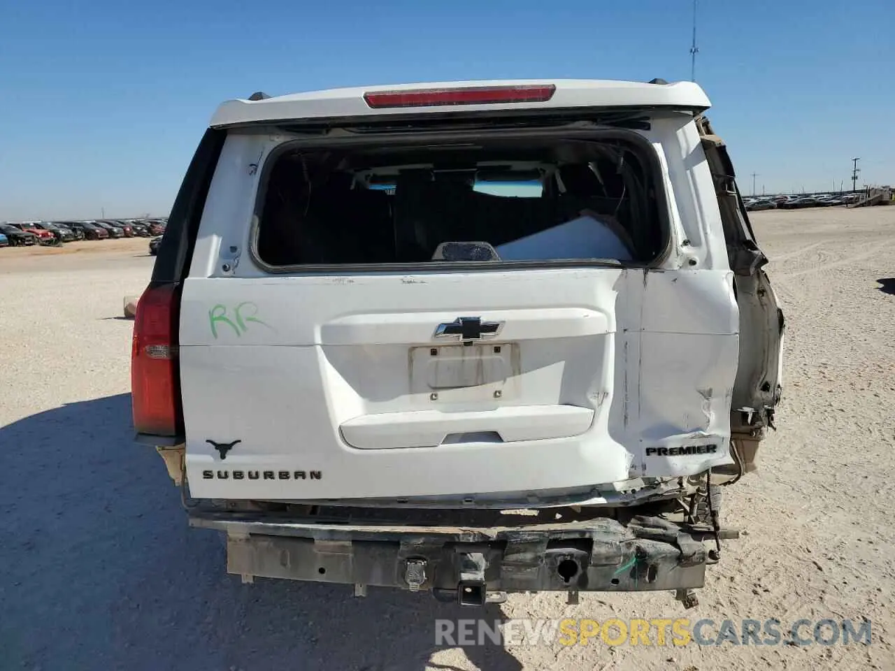 6 fotografías del automóvil dañado 1GNSKJKJ1KR166497 CHEVROLET SUBURBAN 2019