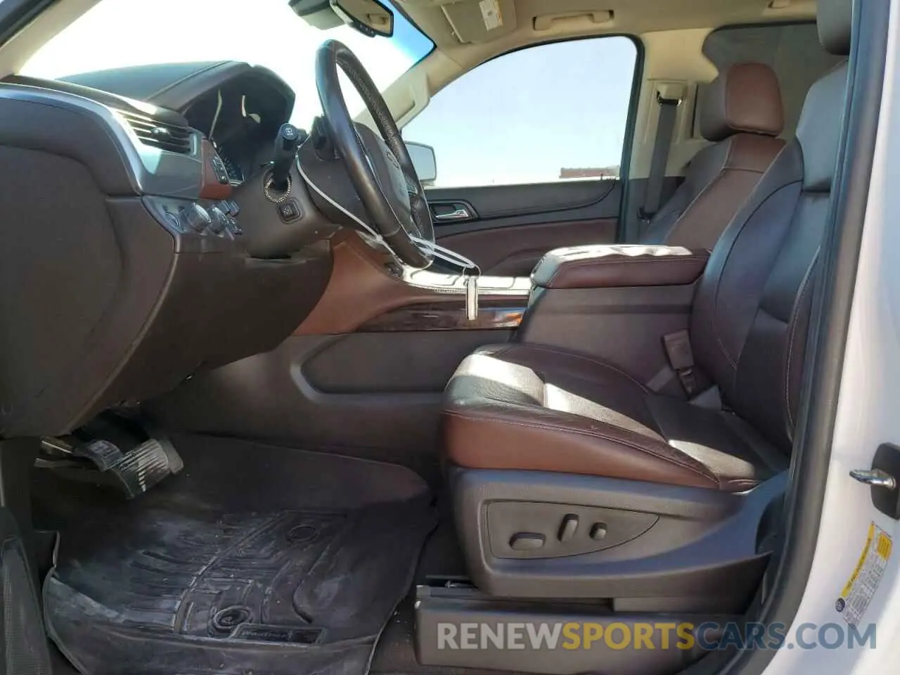 7 fotografías del automóvil dañado 1GNSKJKJ1KR166497 CHEVROLET SUBURBAN 2019