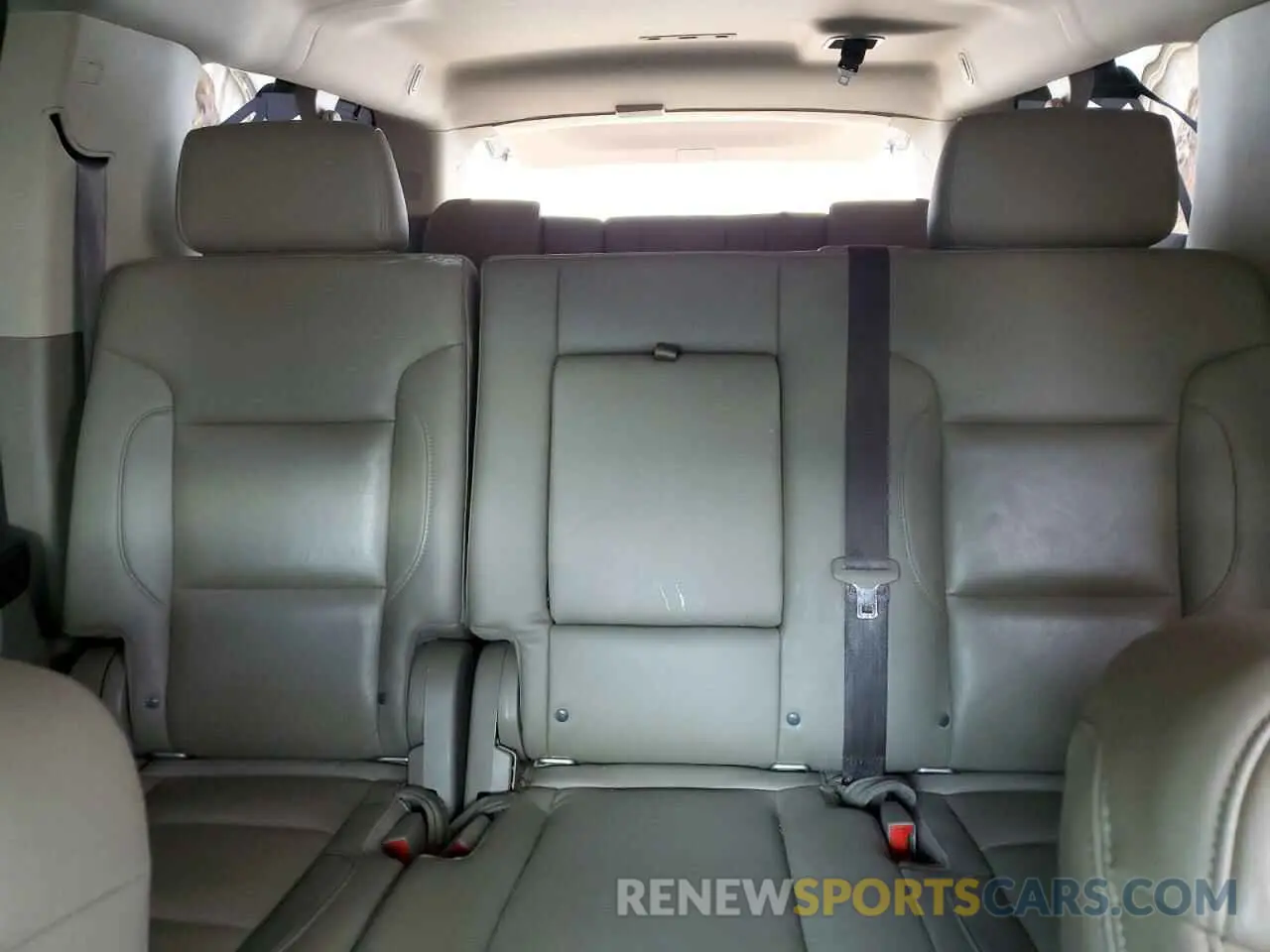 10 fotografías del automóvil dañado 1GNSCHKC4LR156751 CHEVROLET SUBURBAN 2020