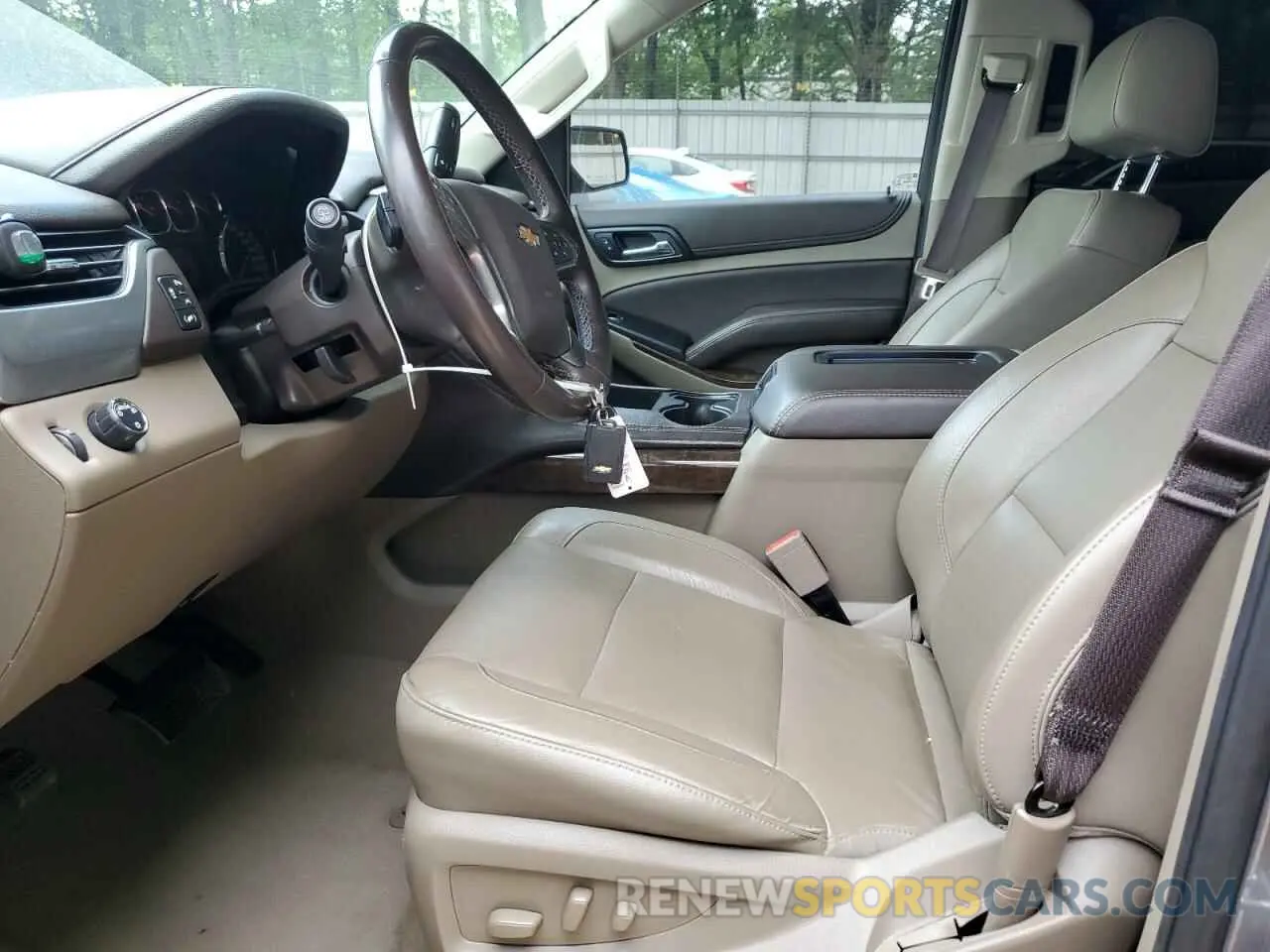 7 fotografías del automóvil dañado 1GNSCHKC4LR156751 CHEVROLET SUBURBAN 2020