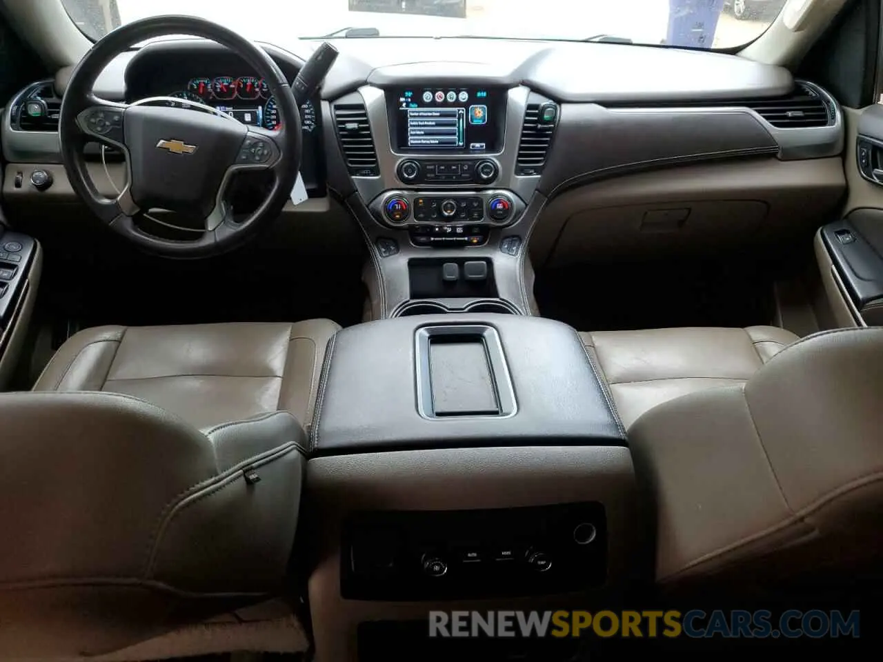 8 fotografías del automóvil dañado 1GNSCHKC4LR156751 CHEVROLET SUBURBAN 2020