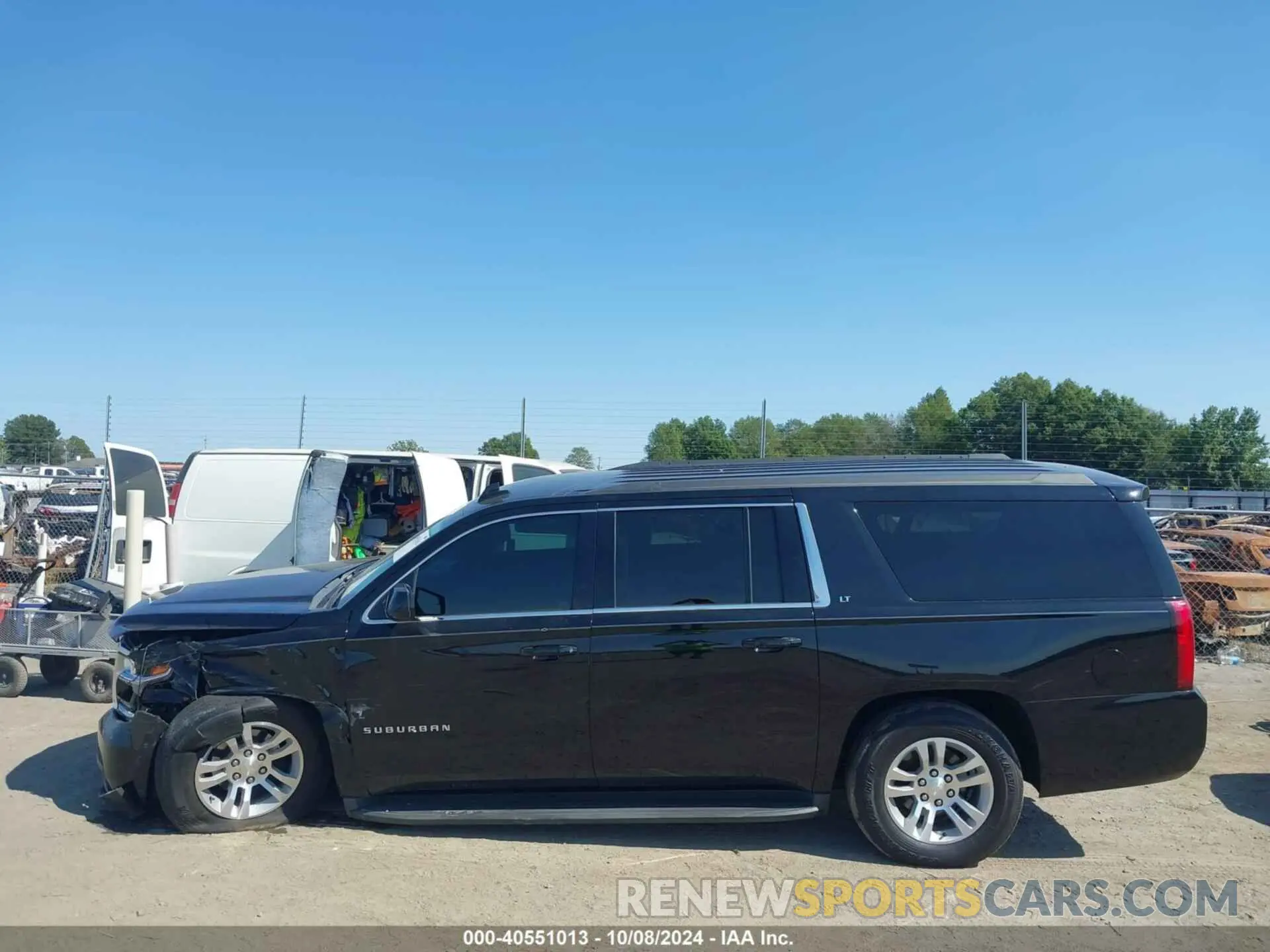 14 fotografías del automóvil dañado 1GNSCHKC5LR102083 CHEVROLET SUBURBAN 2020