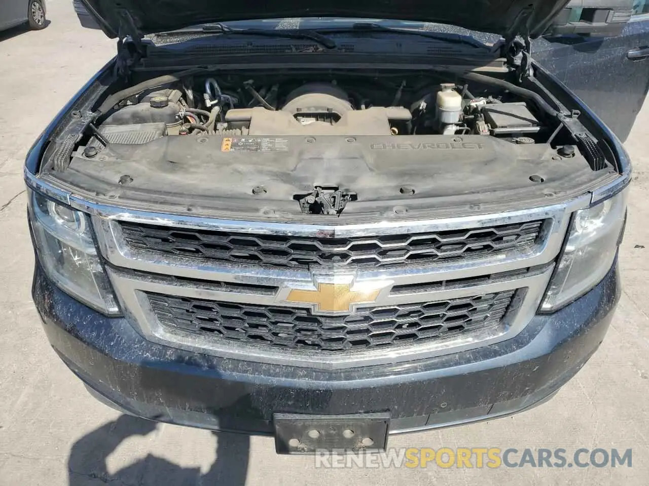 12 fotografías del automóvil dañado 1GNSCHKC5LR186048 CHEVROLET SUBURBAN 2020