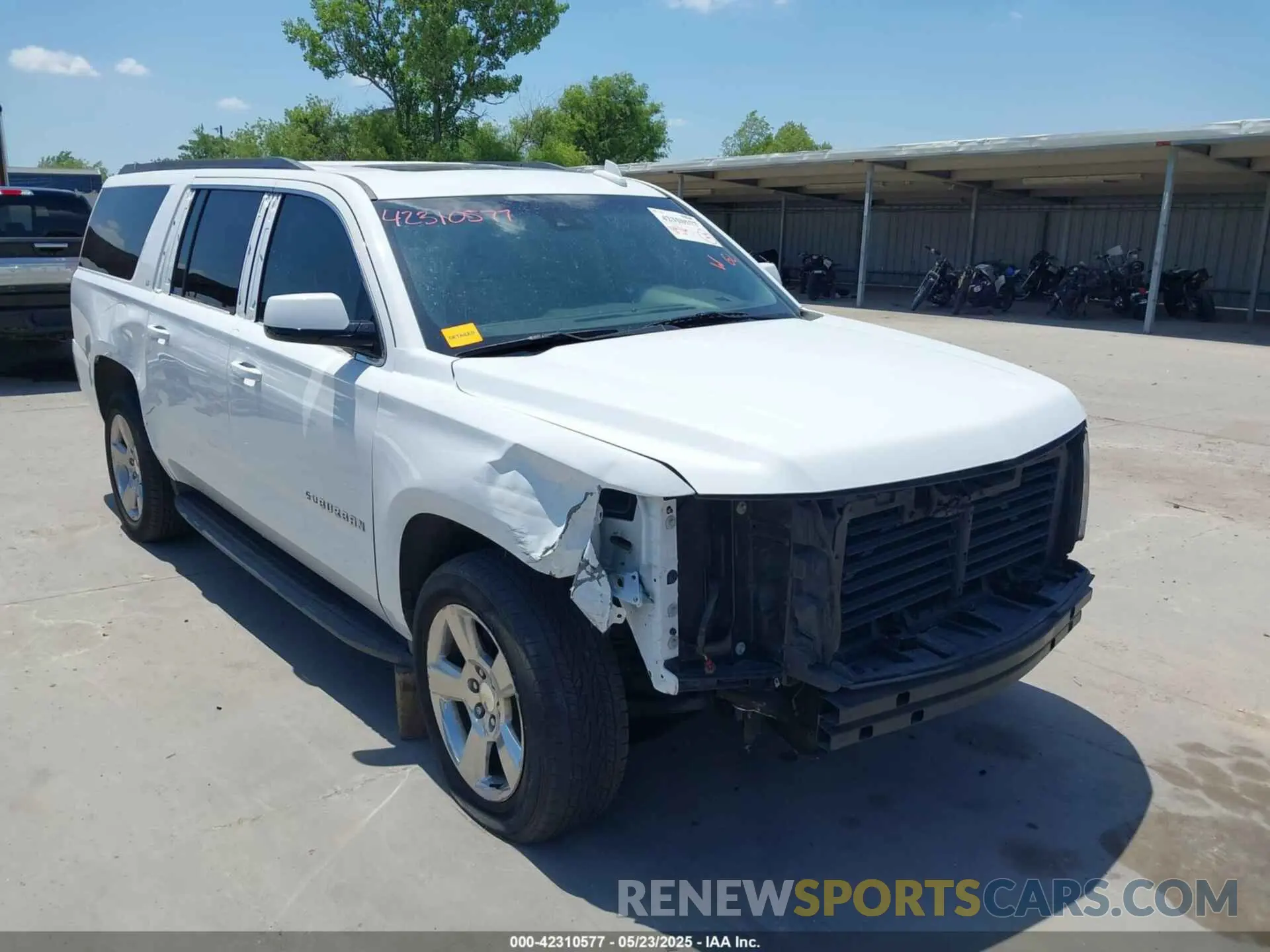 1 fotografías del automóvil dañado 1GNSCHKC6LR287101 CHEVROLET SUBURBAN 2020